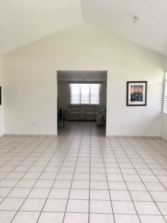 Veredas, Gurabo Best Properties Realty Group Bienes Raíces en